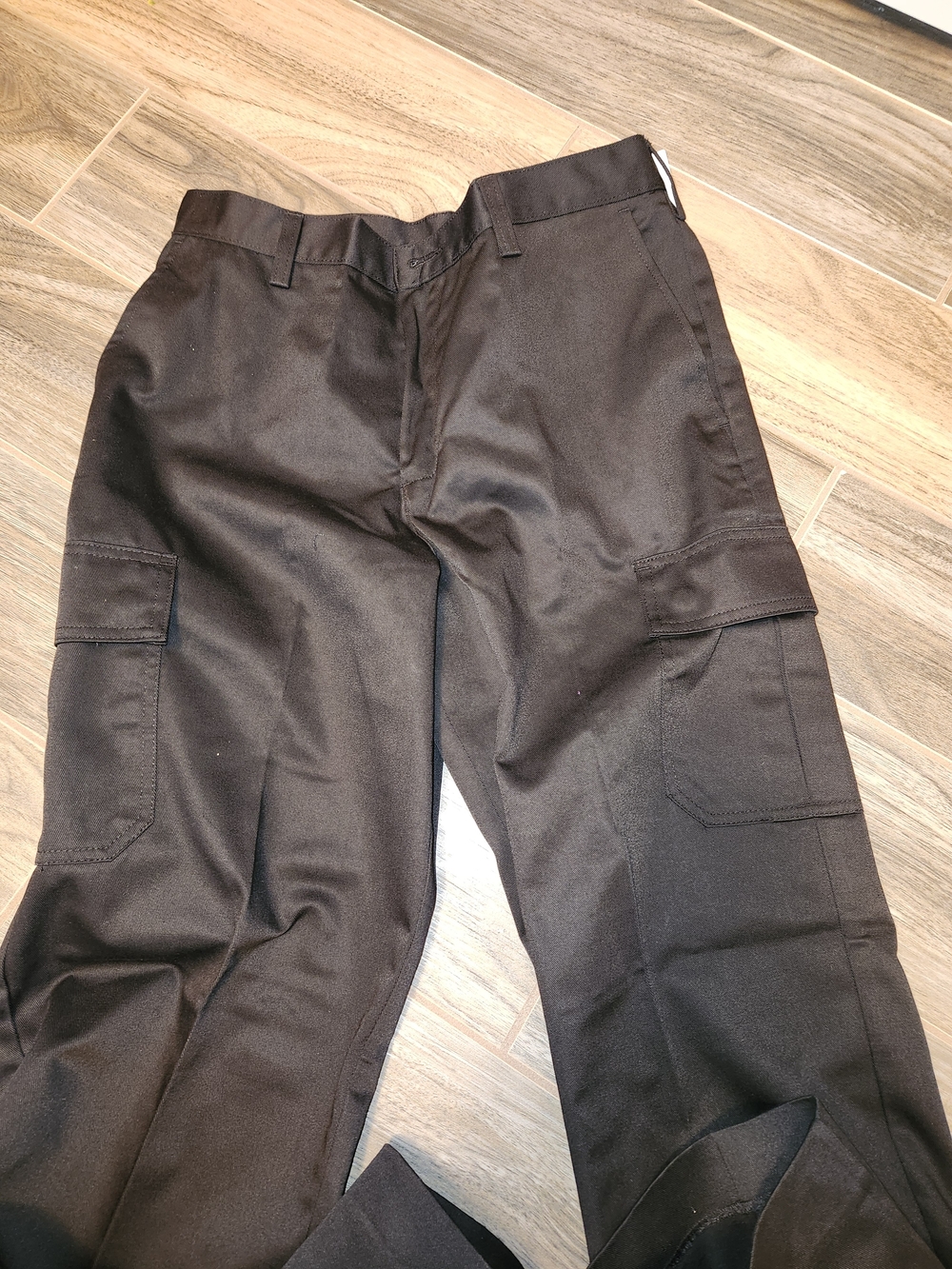 Men's Black Cargo Work Pants with Utility Pockets